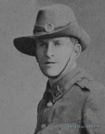 Cox E W Pte 12-710 16th Inf Btn NZEF