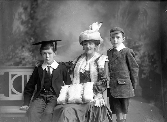 Annie Jane Moorcroft nee Essex (1877–1969) And Sons 8th Dec 1916