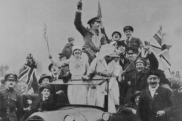 London Celebrating The Armistice November 1918 No 2