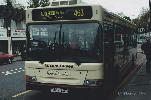Epsom Buses Quality Line 463 T467 EGT