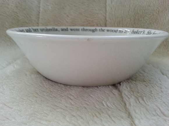 Wedgewood Mrs Rabbit From Peter Rabbit Beatrix Potter Bowl