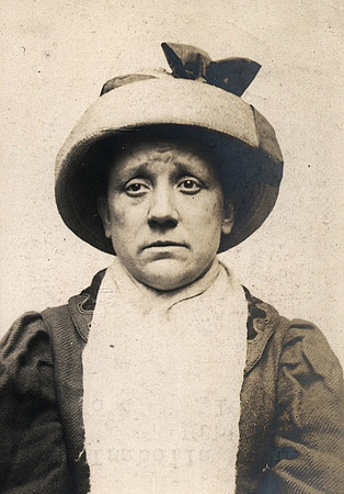 Isabella McQue Alias Hubbart Arrested For Stealing A Sealskin Coat 18th February 1915