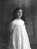 Gladys Edith Willmore of Rosebery Avenue Cheam 1905