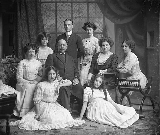 The Bigsby Family of Rolandsick, Grove Road Sutton, Surrey