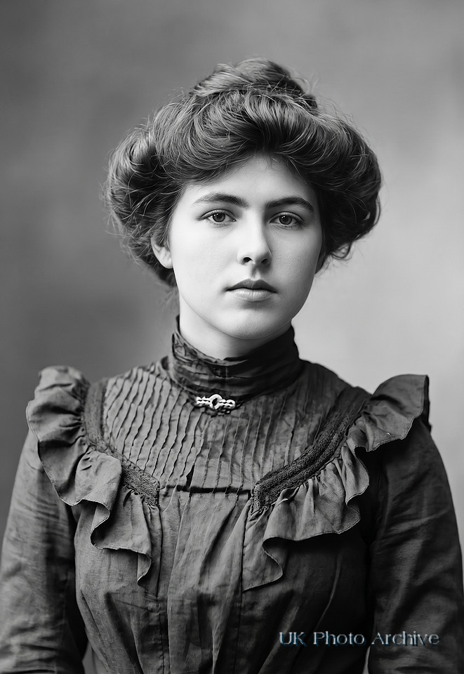 Viola Mary Bawtree 1900