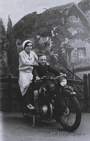 Dora Ramsey And Her Nephew Wilfred Sutton At Blackpool 4th Aug 1932