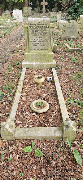 Nichol And Watts Family Grave All Saints Churchyard Carshalton