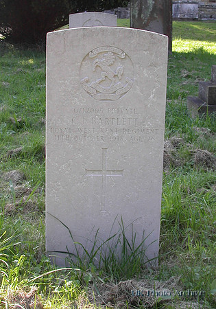 Bartlett C J Pte G/12095 7th Queen's Own (Royal West Kent Regiment) HEVER (ST. PETER) CHURCHYARD