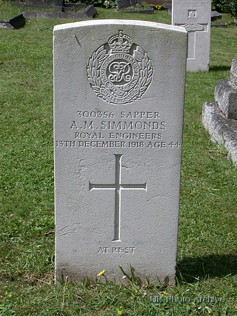 Simmonds A M Sapper Royal Engineers EPSOM CEMETERY