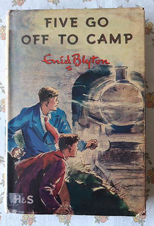 Book 7 Five Go Off To Camp. 1951 Hardback Edition. First Published 1948.