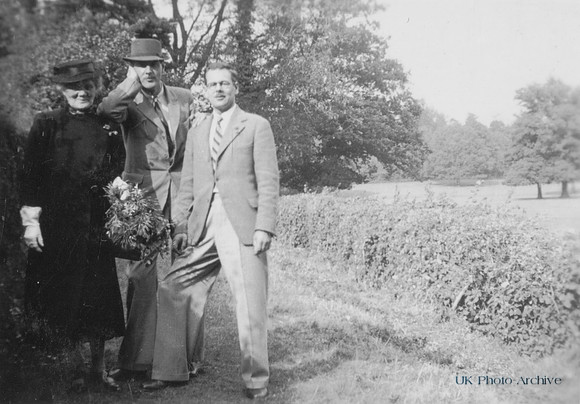 Family Day Out 1940s
