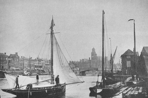 Home From The Broads At Yarmouth 1890s