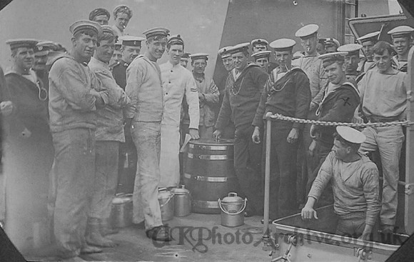 Morrish H AB 232359 H.M.S. Bulwark Royal Navy (X On Shoulder) Croydon Roll Of Honour