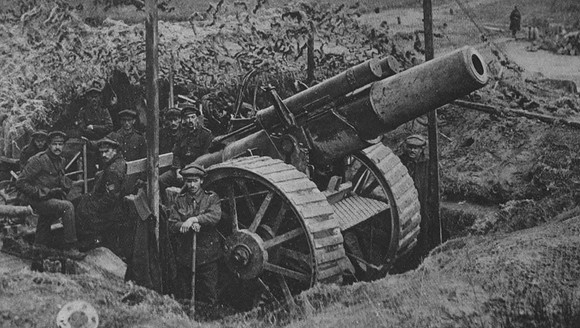 A Howitzer On The Somme
