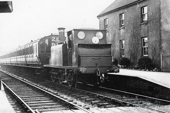 The Stationmasters House Ashtead Station 1910