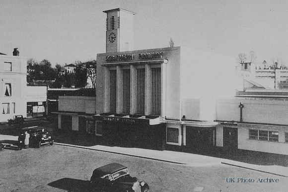 Surbiton Station 1939