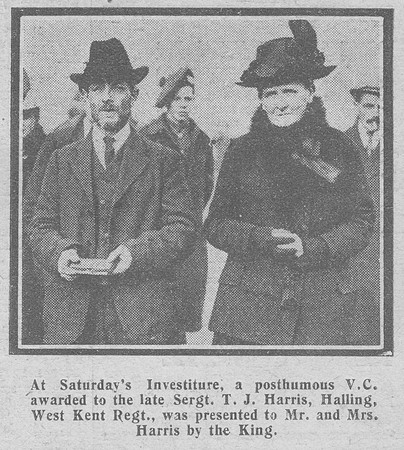 Harris T J Sergt VC Royal West Kent Regiment Parents The Graphic 25th Nov 1918