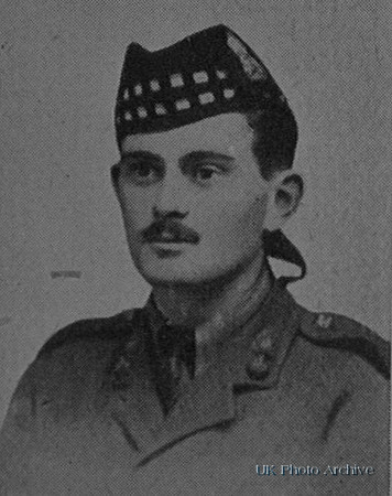 Barton H W F 2nd Lt 1st Royal Scots Fusiliers De Ruvignys Roll Of Honour Vol 1