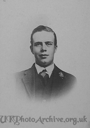 Still W G Pte G24445 13th Royal Sussex Regiment Croydon Roll Of Honour