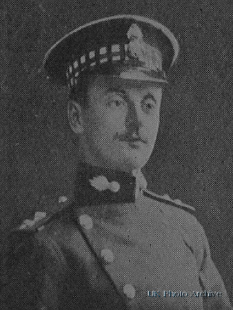 Bell A M M Captain 1st Royal Scots Fusiliers De Ruvignys Roll Of Honour Vol 1