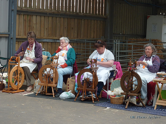 Women Spinning Alpaca Wool Ardingly Smallholders Fair 2016