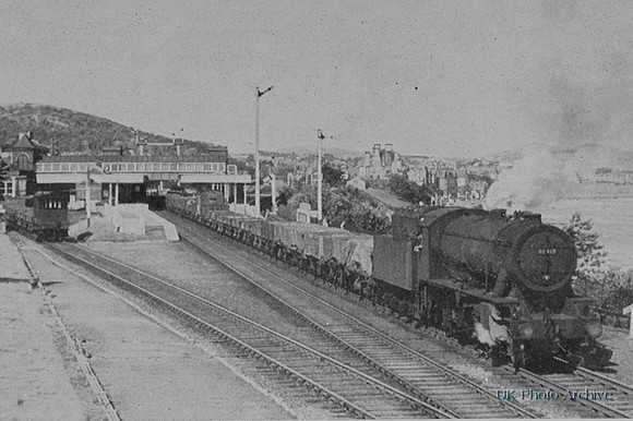 No 90417 Austerity At Colwyn Bay Station c.1955