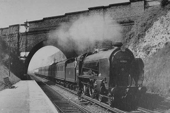 No 30903 Charterhouse On The Climb To Knockholt With The Charing Cross To Dover Express