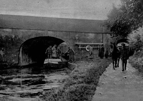 Convalescent Soldiers From The Front On Canal Service