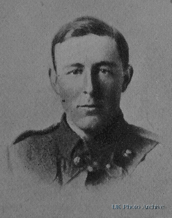 Pearce D H L/Cpl 2162 Royal Gloucestershire Hussars De Ruvignys Roll Of Honour Vol 1