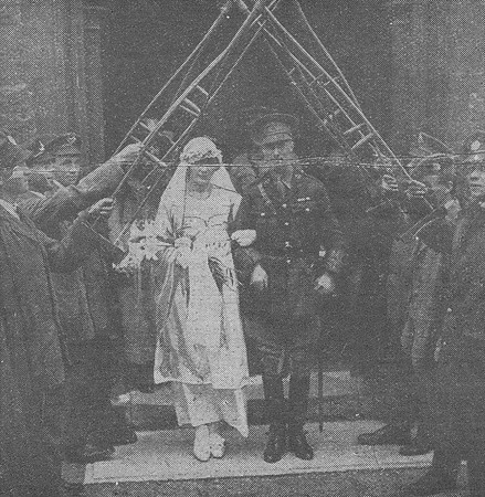 Thomas W F P Captain MC South Staffs Regiment The Graphic 7th Nov 1918