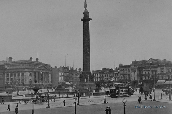 St Georges Square Liverpool c.1900