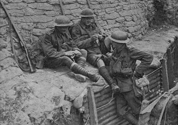 Canadian Soldiers In The Trenches