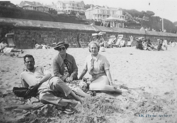 On The Beach 1940s