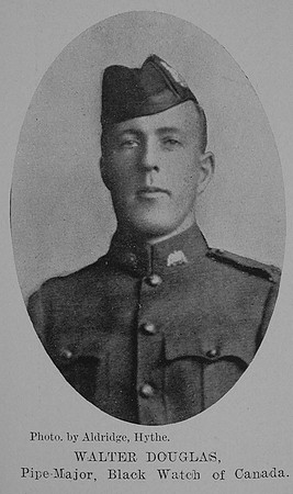 Douglas W Pipe Major Black Watch Of Canada The Sword Of The North Highland Memories Of The Great War - Dugald MacEchern