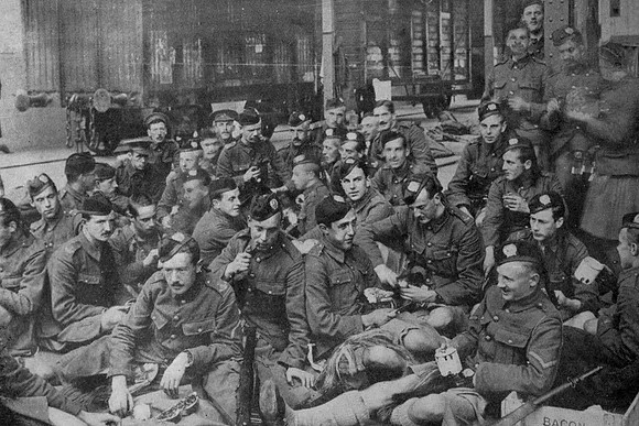 A Party Of London Scottish On A French Railway Station 1914