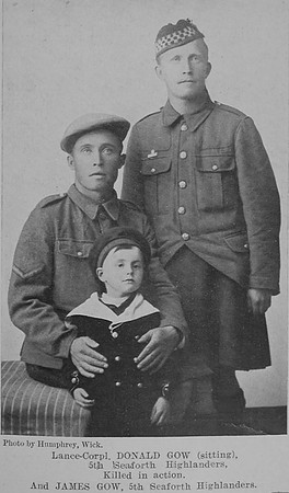 Gow D L/Cpl 2445 5th Seaforth Highlanders & Gow J Pte 5th Seaforth Highlanders The Sword Of The North Highland Memories Of The Great War - Dugald MacEchern