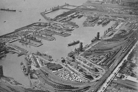 Alexandra Dock Hull c.1940s