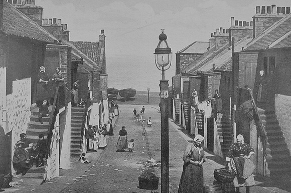 New Lane Home Of The Famous Fishwives Of Newhaven Edinburgh 1920s