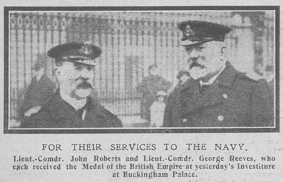 Reeves G Lt Comm MBE Royal Navy The Graphic 13th Dec 1918