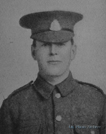 Brown G W Pte 8563 1st Suffolk Regiment De Ruvignys Roll Of Honour Vol 1