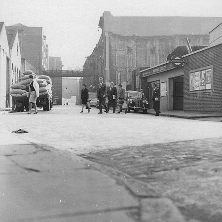 Wapping Station 1950s Photo No 2