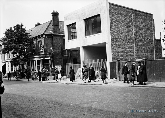 Building Marks And Spencers Sutton 1931