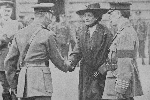 The King Shaking Hands With Col And Mrs Mackintosh Whose Son Lt D Mackintosh Was Posthumously Awarded The VC