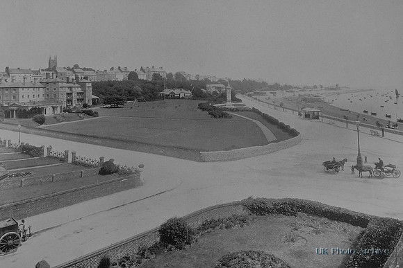 The Esplanade Exmouth c.1900
