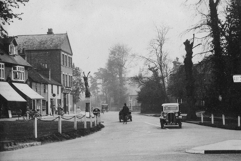 The Quadrant Weybridge c.1920