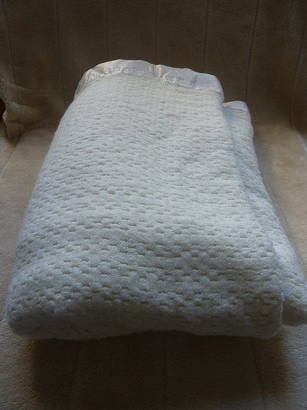 Diana Cowpe Cellular Blanket Kingsize