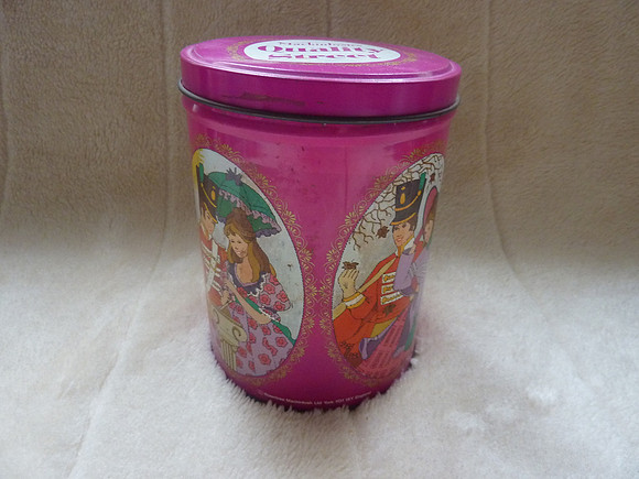 Vintage Quality Street Tin With Approx 380 Old Buttons