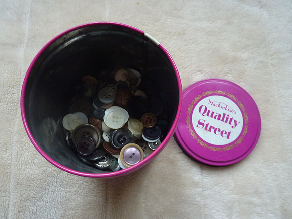 Vintage Quality Street Tin With Approx 380 Old Buttons