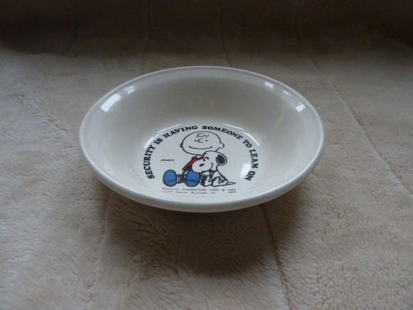 Vintage Snoopy And Charlie Brown Bowl Security Is Having Someone To Lean On