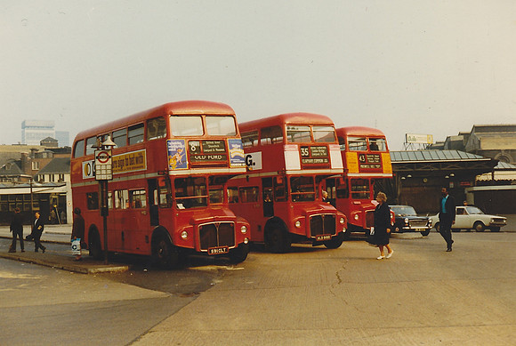 Bus Stand At London Bridge Station 1960s RM 591 CLT And ALD 918B